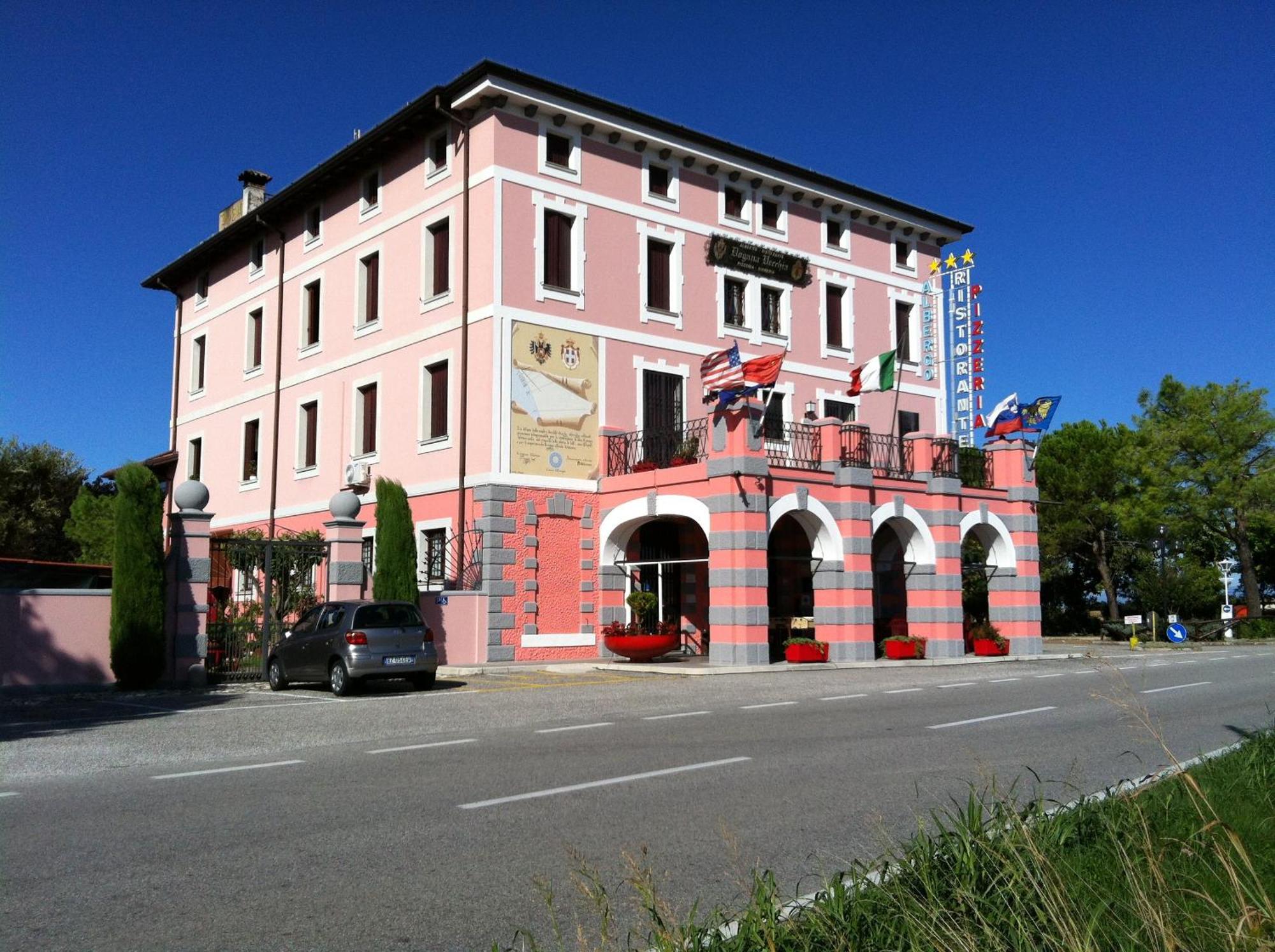 Dogana Vecchia - Hotel & Residence B&B Ristorante & Pizzeria Тривиньяно-Удинезе Экстерьер фото